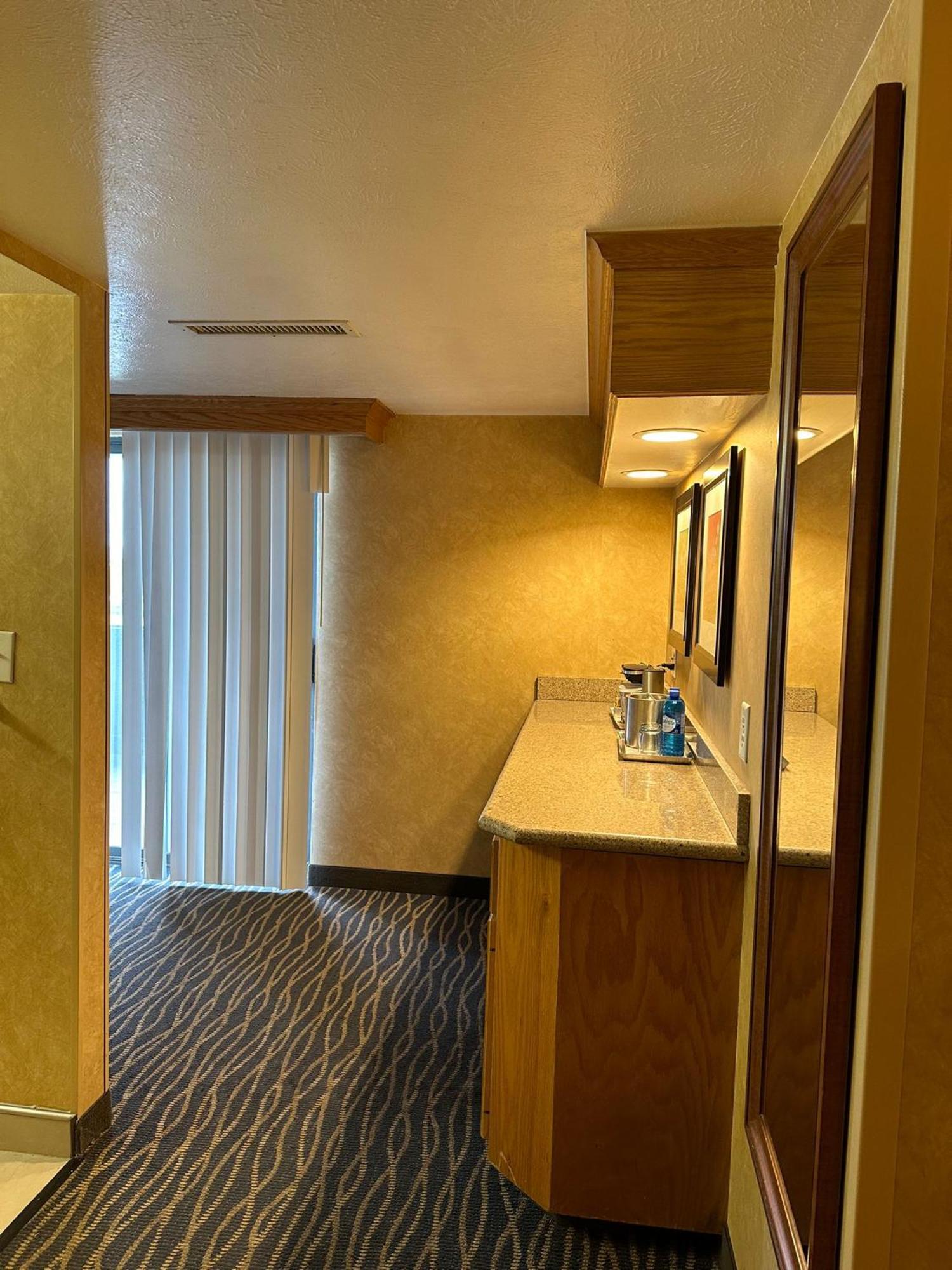 Radisson Hotel Salt Lake City Airport Eksteriør bilde